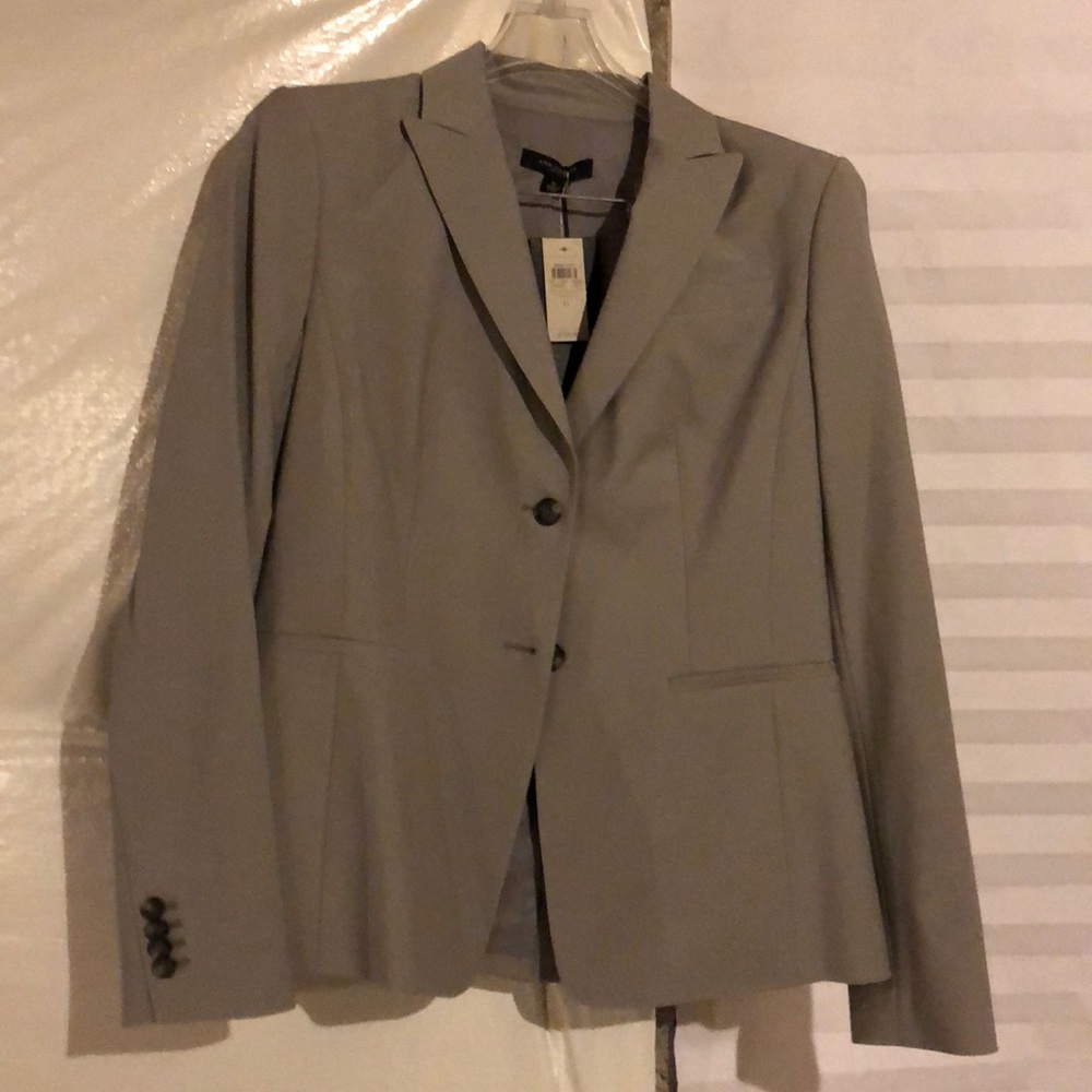 Ann Taylor matching pants and blazer suit set